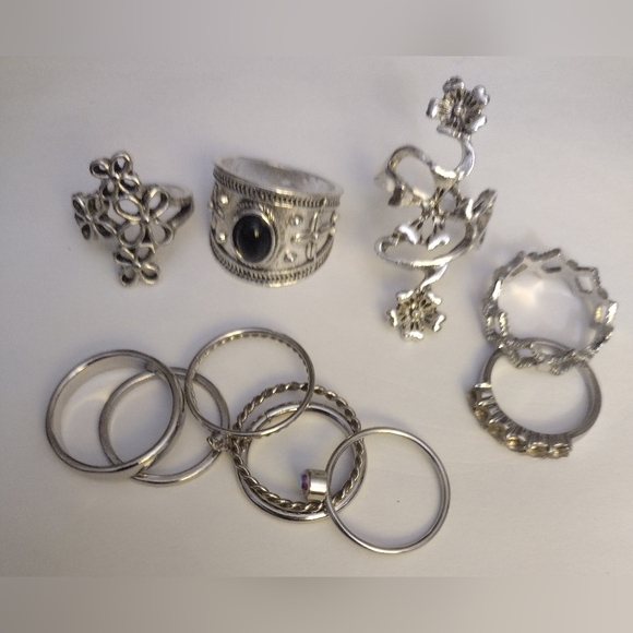 Fashion Rings (Size 5-7) - Picture 2 of 4